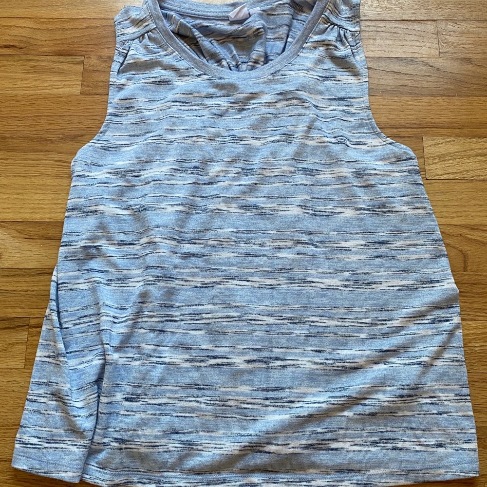 Women’s tank top.